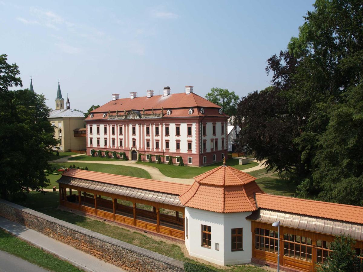 Zámecké ubytování U dobré hraběnky Kunín Extérieur photo